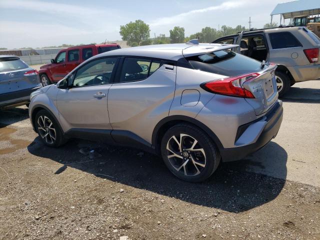 JTNKHMBX5L1064063 - 2020 TOYOTA C-HR XLE SILVER photo 2