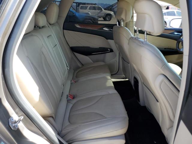 5LMCJ2C99HUL32743 - 2017 LINCOLN MKC SELECT Մոխրագույն լուսանկար 10