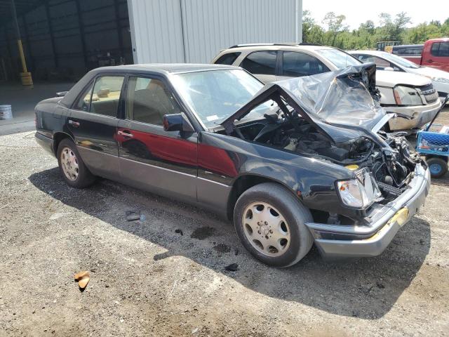 WDBEA32E4SC247163 - 1995 MERCEDES-BENZ E 320 BASE BLACK photo 4