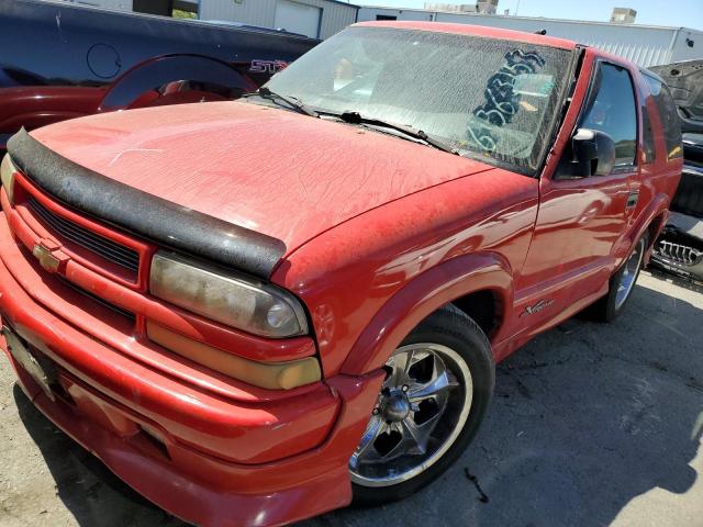 1GNCS18W61K243542 - 2001 CHEVROLET BLAZER RED photo 1