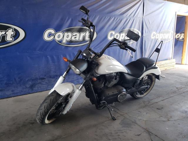 5VPWB36N4C3006722 - 2012 VICTORY MOTORCYCLES HIGH-BALL Weiß Foto 2