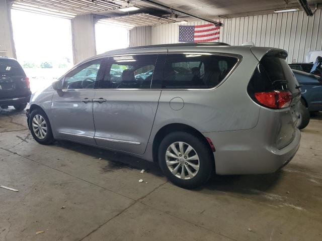 2C4RC1BG2HR503528 - 2017 CHRYSLER PACIFICA TOURING L SILVER photo 2