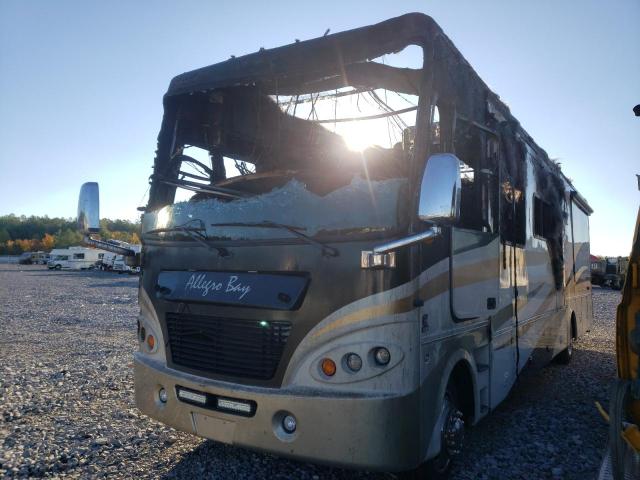 4UZACMDU09CAD5076 - 2009 FREIGHTLINER CHASSIS M LINE MOTOR HOME TWO TONE photo 2