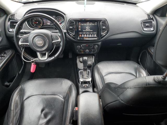 3C4NJDCB2LT208735 - 2020 JEEP COMPASS LIMITED 灰色 照片 8