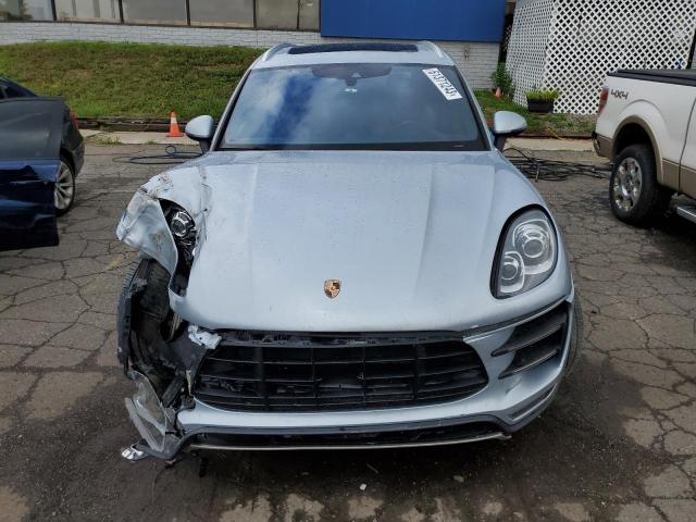 WP1AF1A54FLB92953 - 2015 PORSCHE MACAN TURBO SILVER photo 5