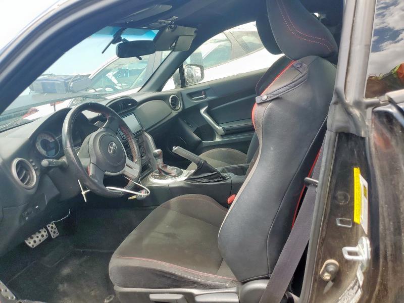 JF1ZNAA14G8709165 - 2016 TOYOTA SCION FR-S შავი ფოტო 7
