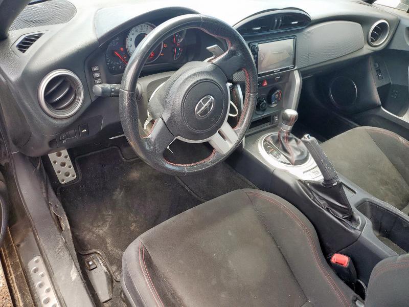 JF1ZNAA14G8709165 - 2016 TOYOTA SCION FR-S შავი ფოტო 8