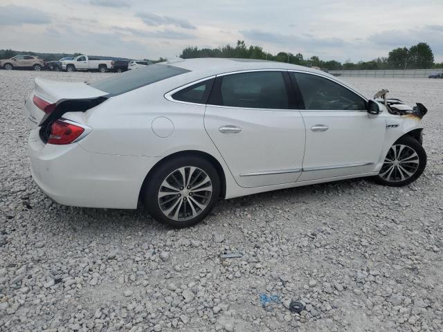 1G4ZP5SS8JU116390 - 2018 BUICK LACROSSE ESSENCE WHITE photo 3