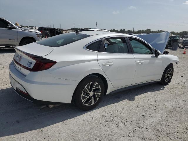 KMHL24JJ2MA030537 - 2021 HYUNDAI SONATA HYBRID WHITE photo 3