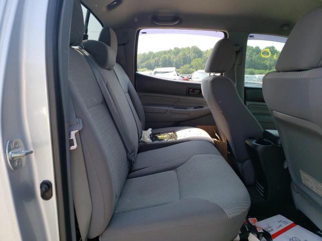 5TFJU4GN4CX019227 - 2012 TOYOTA TACOMA DOUBLE CAB PRERUNNER SILVER photo 11