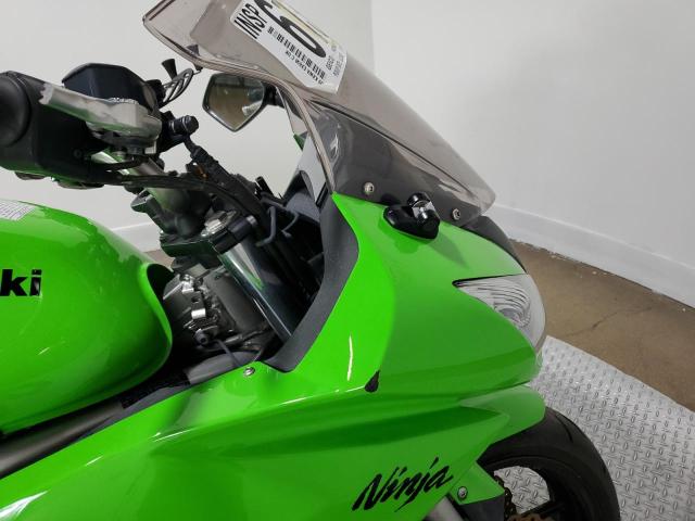 JKAEXEC189DA26495 - 2009 KAWASAKI EX650 C 绿色 照片 11