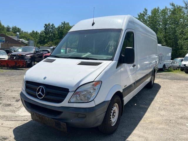 WD3PE8CB9B5577542 - 2011 MERCEDES-BENZ SPRINTER 2500 WHITE photo 1