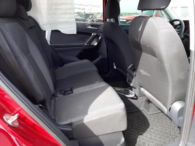 3VV0B7AX6JM075459 - 2018 VOLKSWAGEN TIGUAN S RED photo 6