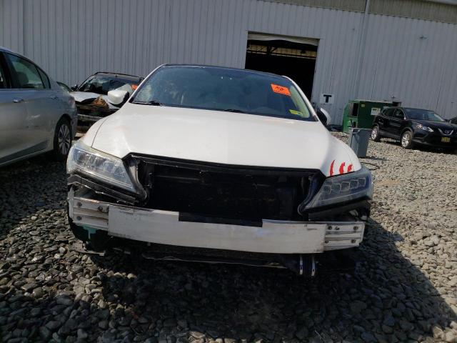 19UDE2F37GA024866 - 2016 ACURA ILX BASE WATCH PLUS WHITE photo 5