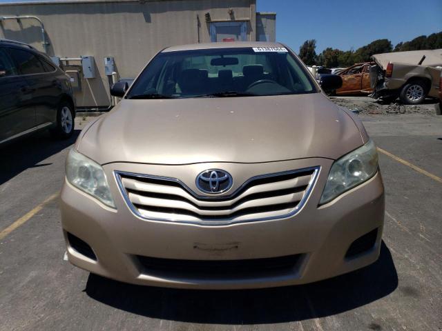4T1BF3EK2AU018489 - 2010 TOYOTA CAMRY BASE 金色 照片 5