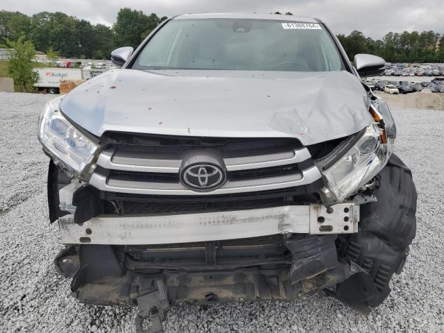 5TDZARFH1KS055109 - 2019 TOYOTA HIGHLANDER LE SILVER photo 5