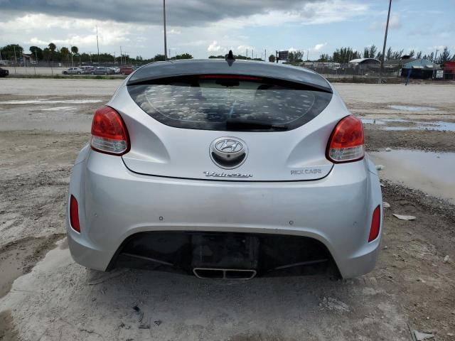 KMHTC6AD1CU080331 - 2012 HYUNDAI VELOSTER SILVER photo 6