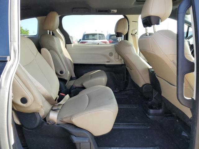 5TDYSKFC2PS083903 - 2023 TOYOTA SIENNA XLE BLACK photo 11