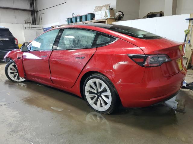 5YJ3E1EB2NF286831 - 2022 TESLA MODEL 3 RED photo 2