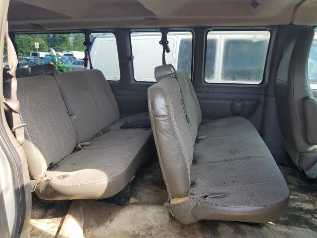 1GAZG1FG1F1286501 - 2015 CHEVROLET EXPRESS G3 LT WHITE photo 11