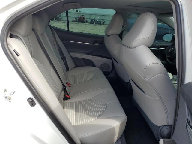 4T1T11AK7MU559524 - 2021 TOYOTA CAMRY SE WHITE photo 10