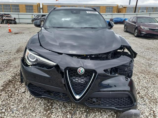 ZASPAKBN1N7D38304 - 2022 ALFA ROMEO STELVIO TI შავი ფოტო 5