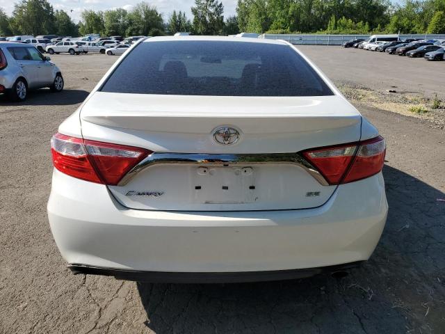 4T1BF1FK0GU156964 - 2016 TOYOTA CAMRY LE WHITE photo 6