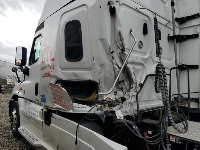 3AKJGLDR5JSJL1237 - 2018 FREIGHTLINER CASCADIA 1 WHITE photo 9