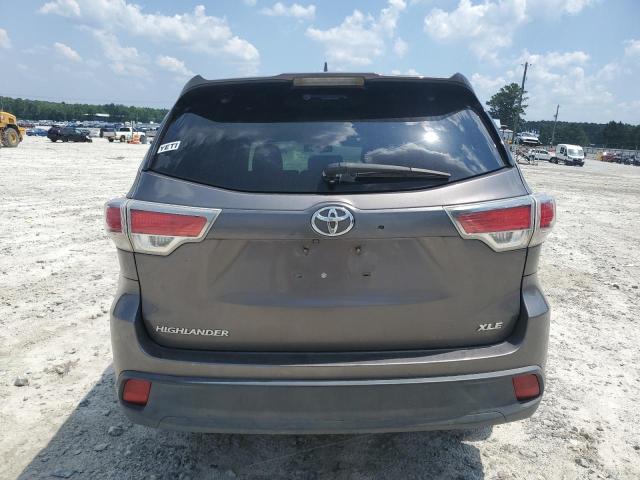 5TDKKRFHXGS506950 - 2016 TOYOTA HIGHLANDER XLE GRAY photo 6