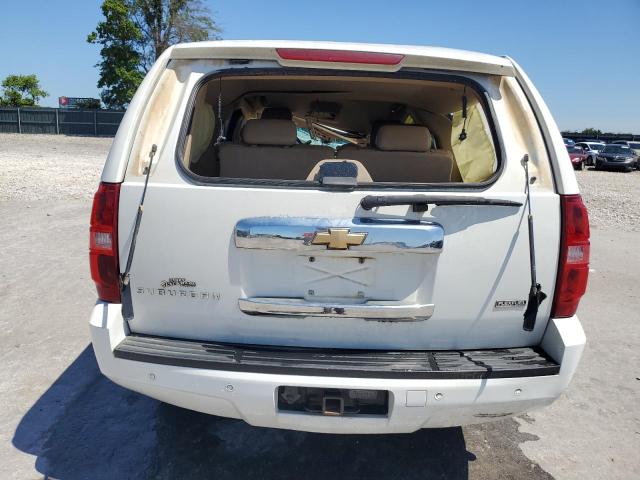 3GNFK16307G289213 - 2007 CHEVROLET SUBURBAN K1500 WHITE photo 6