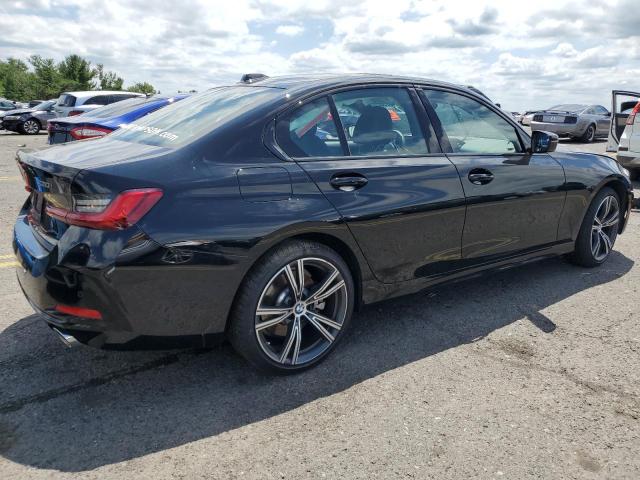 3MW89FF03P8D48102 - 2023 BMW 330XI BLACK photo 3