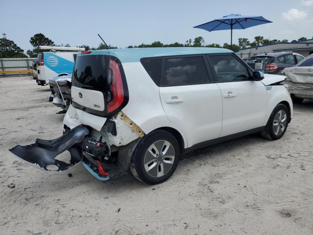 KNDJX3AEXJ7027047 - 2018 KIA SOUL EV + WHITE photo 3