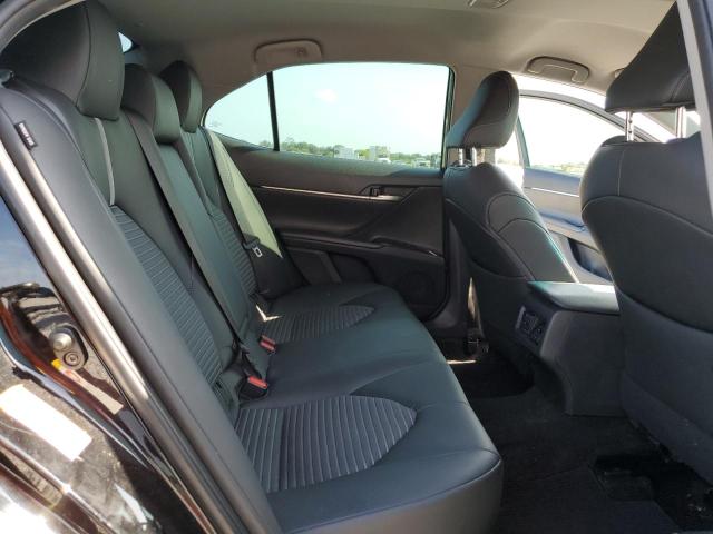 4T1B11HK0JU560009 - 2018 TOYOTA CAMRY L BLACK photo 10