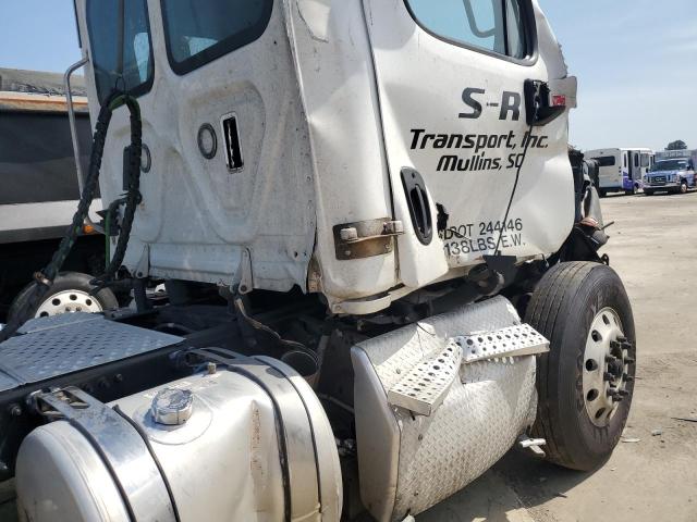 1FUJGEDV9HLJE9492 - 2017 FREIGHTLINER CASCADIA 1 白色 照片 9