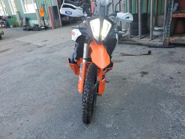 VBKTR6404RM886621 - 2024 KTM 890 ADVENTURE R Pomarańczowy zdjęcie 2