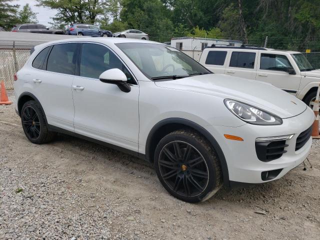 WP1AA2A20GKA15415 - 2016 PORSCHE CAYENNE WHITE photo 4