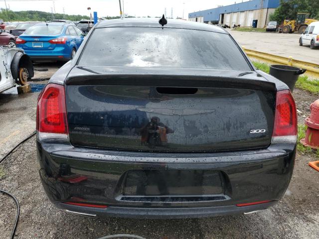 2C3CCAGG5JH302382 - 2018 CHRYSLER 300 S BLACK photo 6