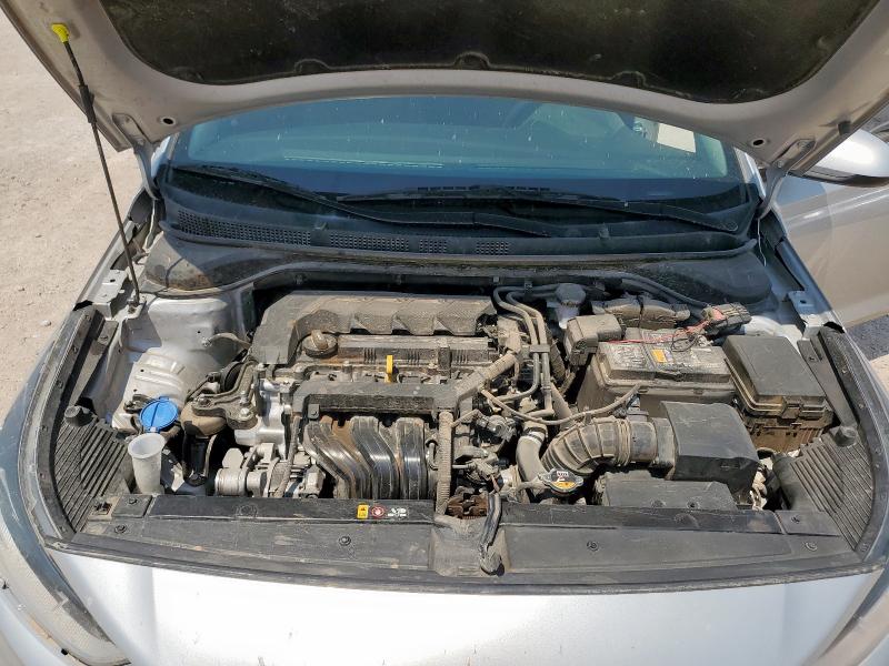 3KPC24A6XNE154943 - 2022 HYUNDAI ACCENT SE 银色 照片 11