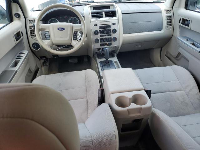 1FMCU9D70CKB40261 - 2012 FORD ESCAPE XLT SILVER photo 8