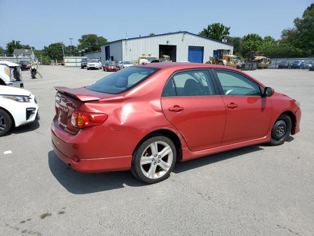 2T1BE40E59C001791 - 2009 TOYOTA COROLLA XRS RED photo 3