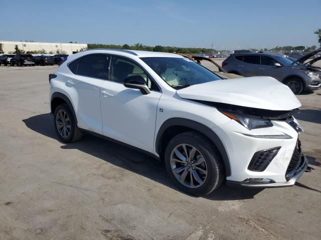 JTJSARBZ8M2202792 - 2021 LEXUS NX 300 BASE Biały zdjęcie 4