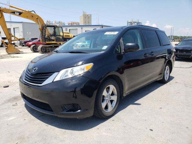 2011 TOYOTA SIENNA LE, 