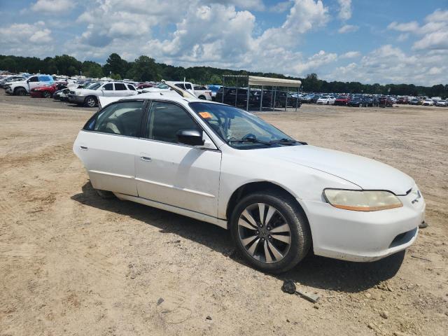 1HGCG1655WA039219 - 1998 HONDA ACCORD EX أبيض صورة 4