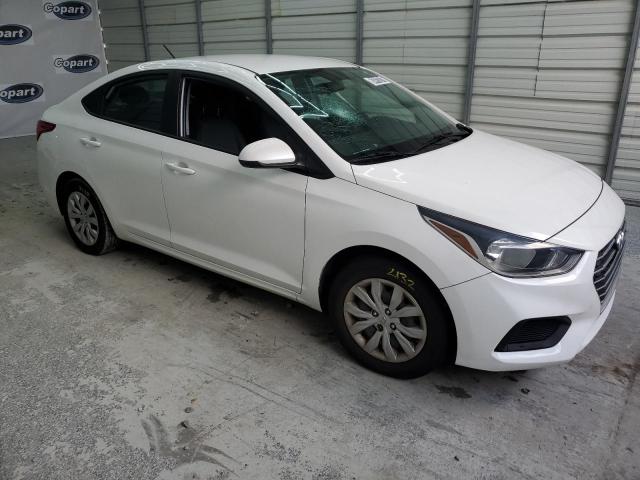 3KPC24A69ME130051 - 2021 HYUNDAI ACCENT SE WHITE photo 4