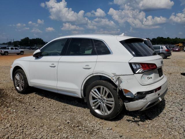 WA1CNAFY5J2178701 - 2018 AUDI Q5 PRESTIGE WHITE photo 2