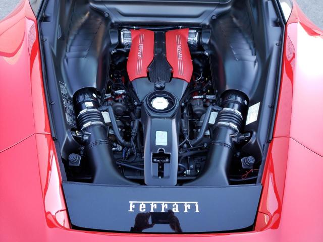 ZFF79ALA4J0231842 - 2018 FERRARI 488 GTB RED photo 12