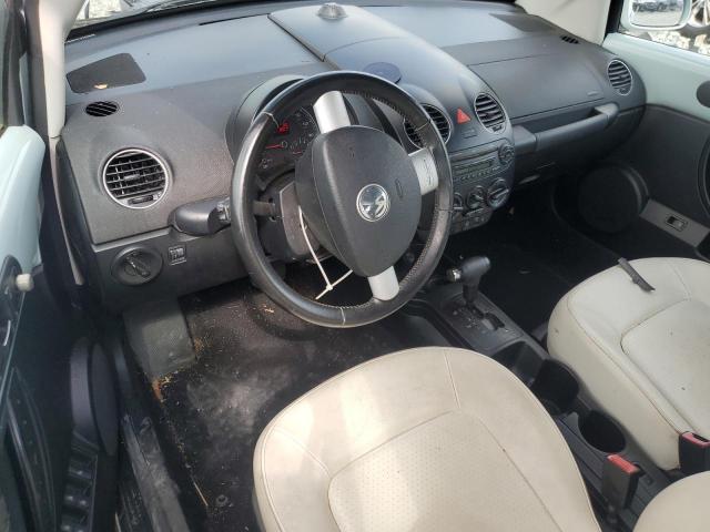 3VWRW3AL9AM008299 - 2010 VOLKSWAGEN NEW BEETLE Blau Foto 8