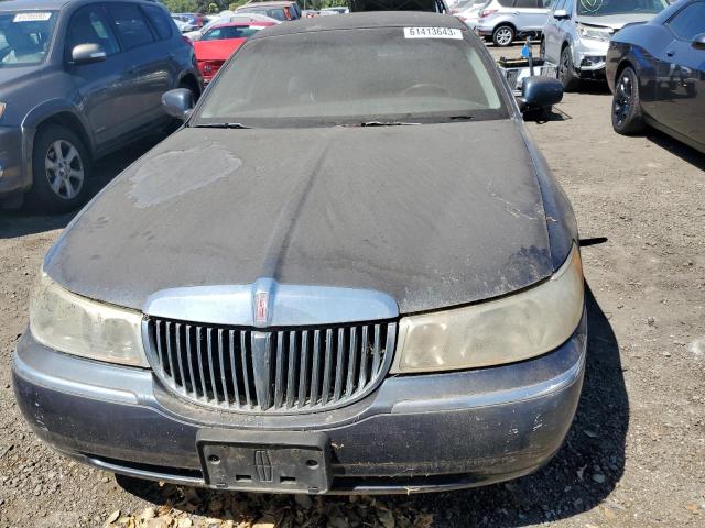 1LNFM81W5WY667765 - 1998 LINCOLN TOWN CAR EXECUTIVE CHARCOAL photo 5