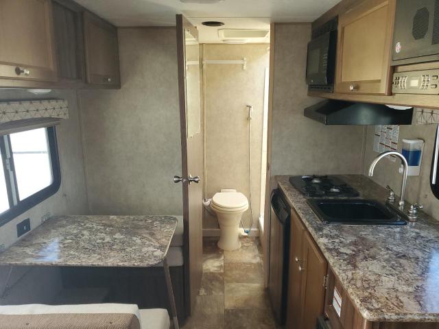 5ZT2VWFC0GJ110628 - 2016 FOREST RIVER VIKING 17FQ WHITE photo 6