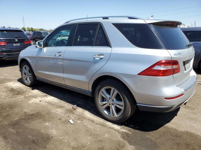 4JGDA5HB9CA041240 - 2012 MERCEDES-BENZ ML 350 4MATIC SILVER photo 2
